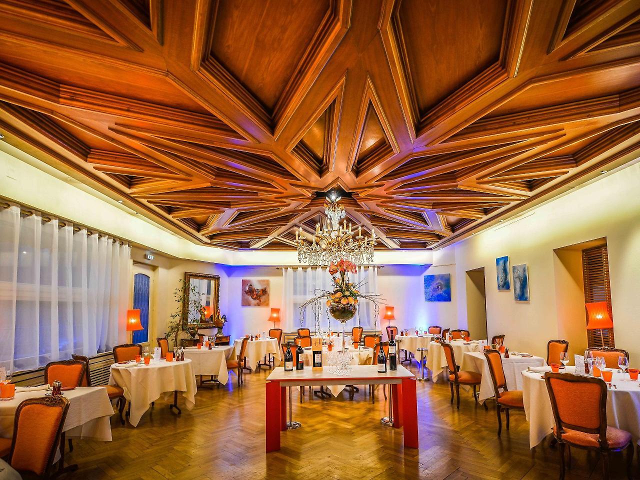 Hotel Restaurant Logis La Palette Wettolsheim Екстериор снимка