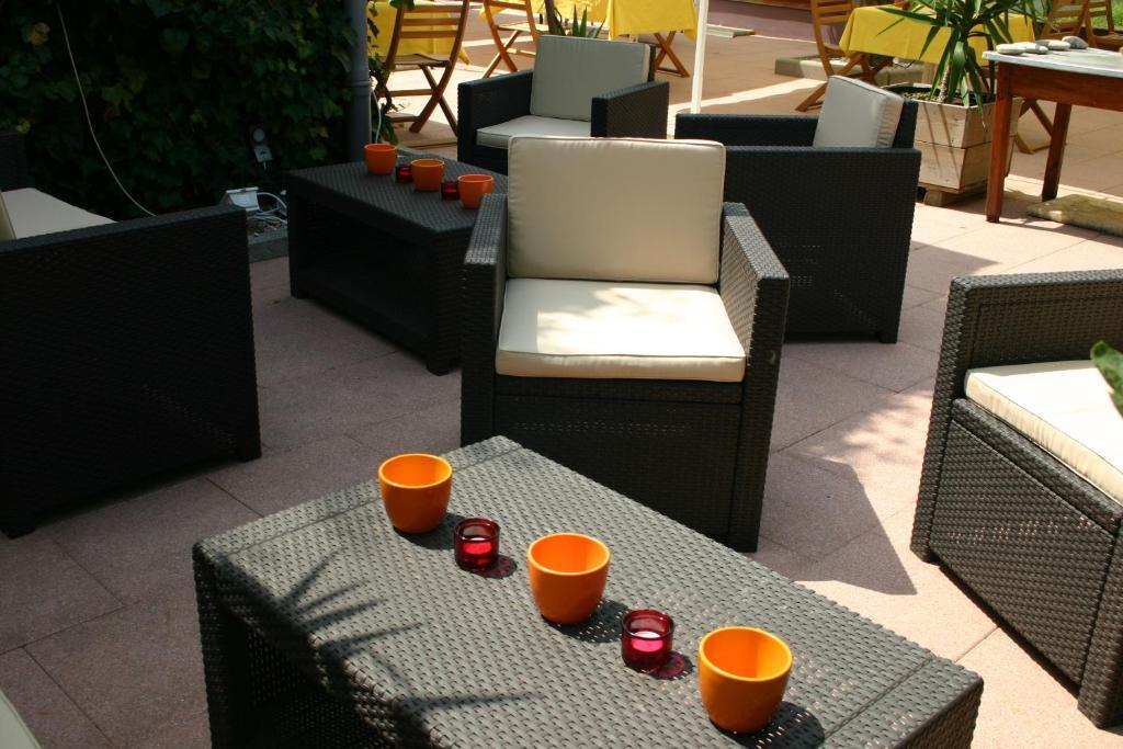Hotel Restaurant Logis La Palette Wettolsheim Екстериор снимка
