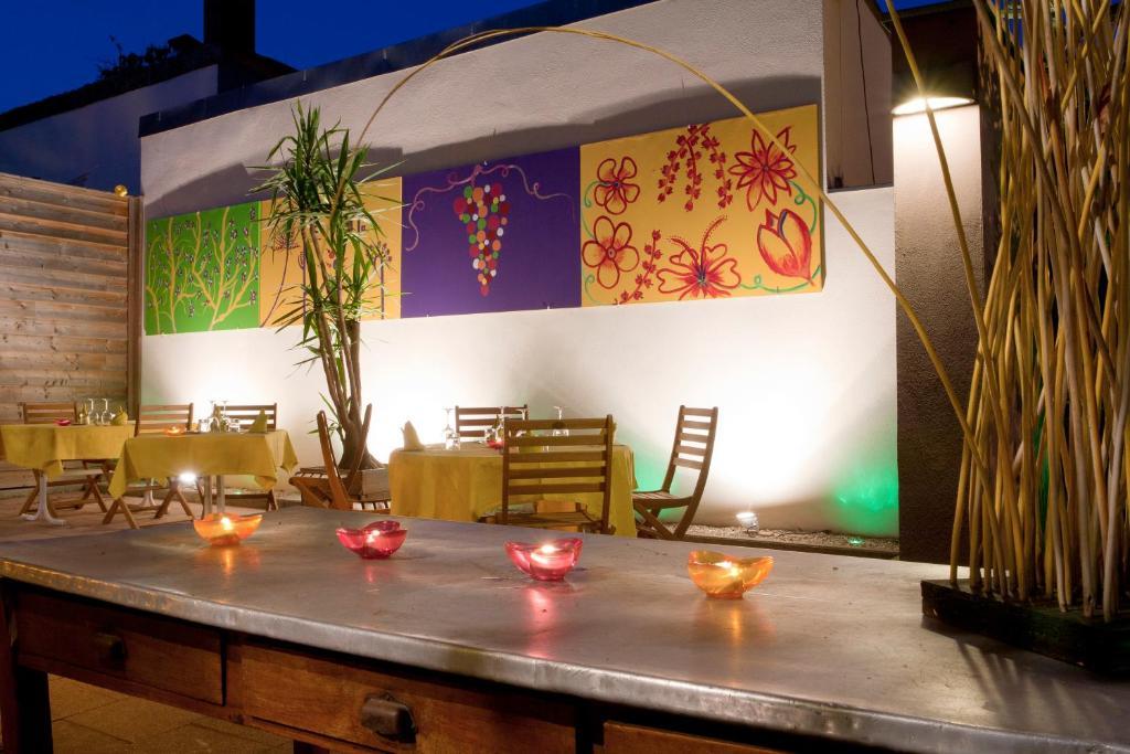 Hotel Restaurant Logis La Palette Wettolsheim Екстериор снимка