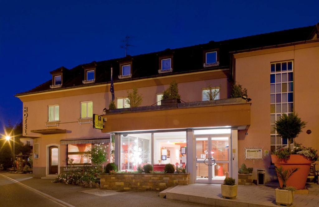 Hotel Restaurant Logis La Palette Wettolsheim Екстериор снимка