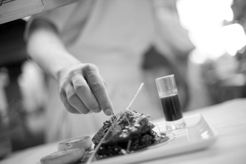 Hotel Restaurant Logis La Palette Wettolsheim Екстериор снимка